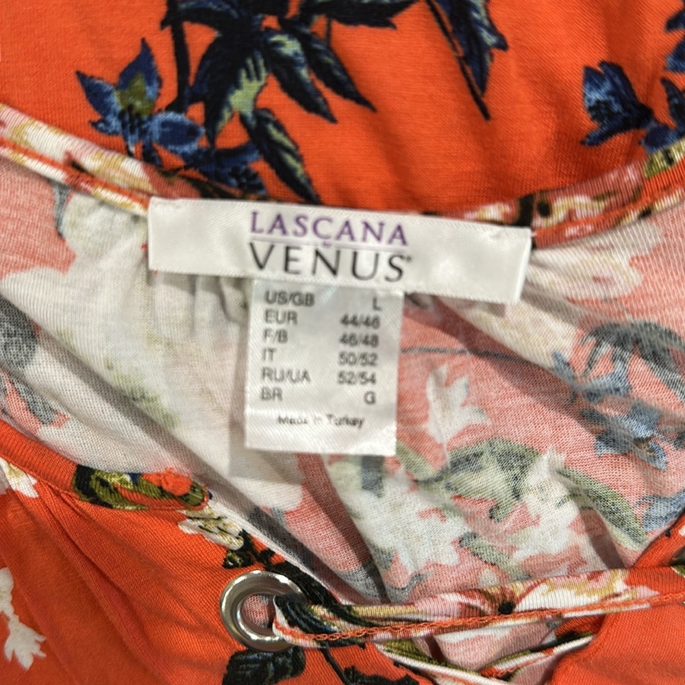 VENUS Floral Print Cold Shoulder Top - Picture 11 of 12